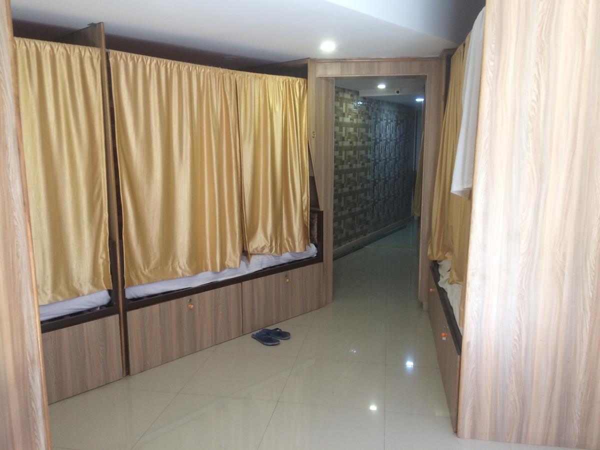 Golden Dormitory Mumbai Luaran gambar