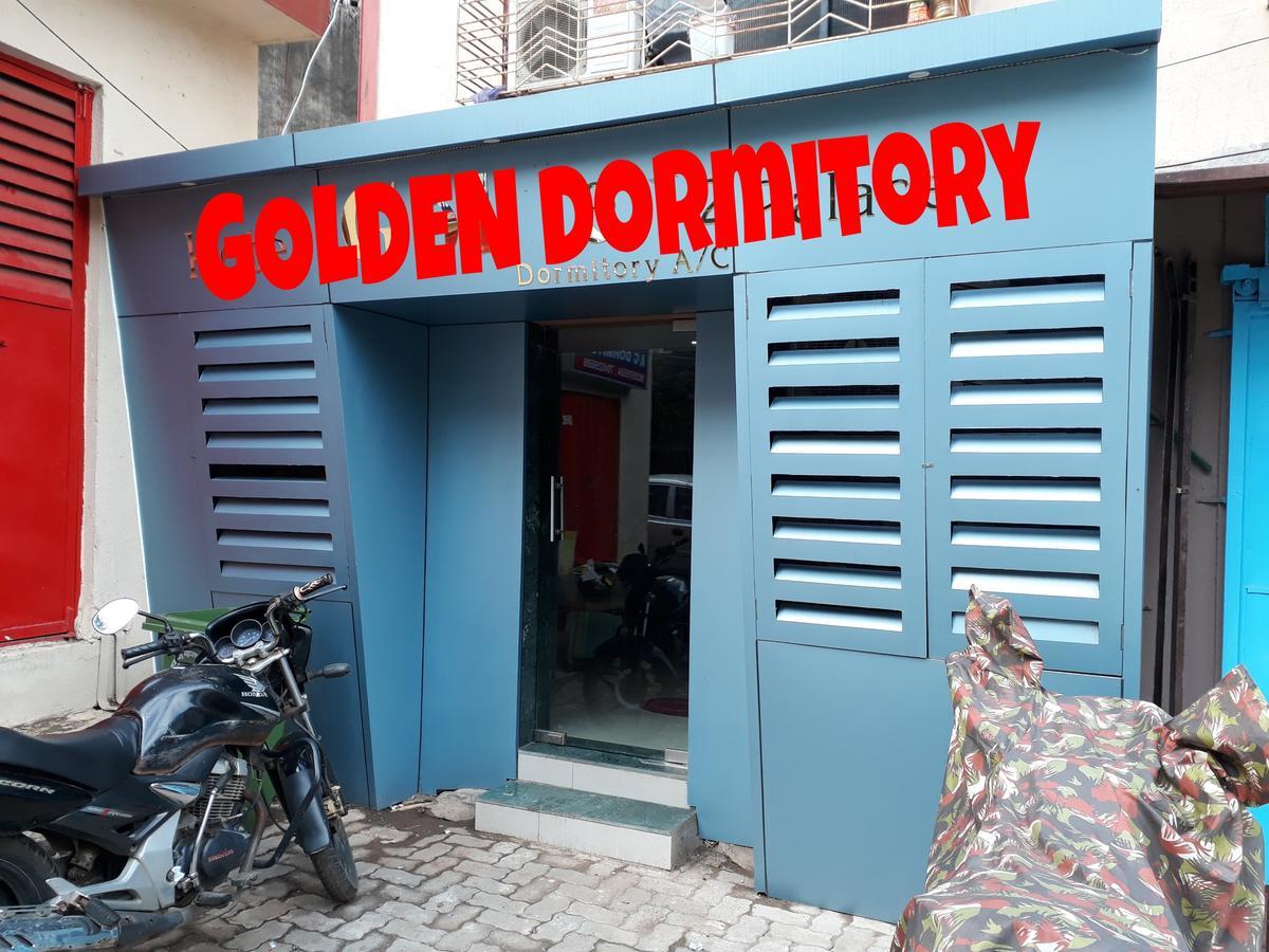 Golden Dormitory Mumbai Luaran gambar