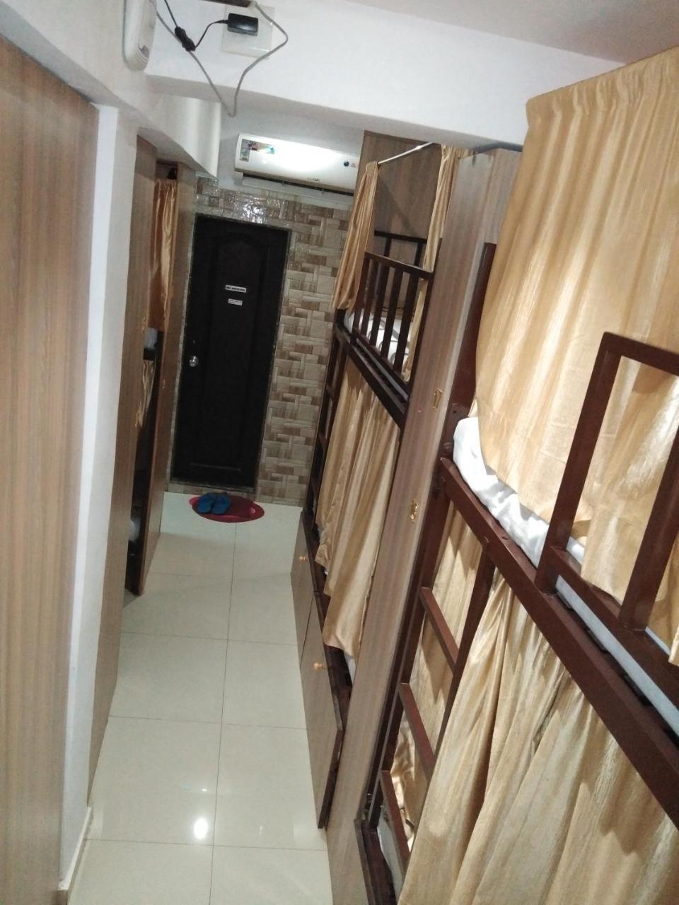 Golden Dormitory Mumbai Luaran gambar