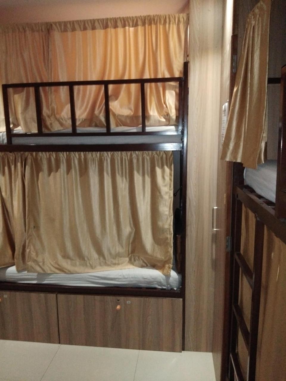 Golden Dormitory Mumbai Luaran gambar